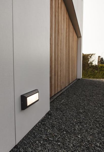 Lutec Architectural Helena udendørslampe til væg - 23 x 10 cm - Mat sort Lutec Architectural Helena udendørslampe til væg - 23 x 10 cm - Mat sort