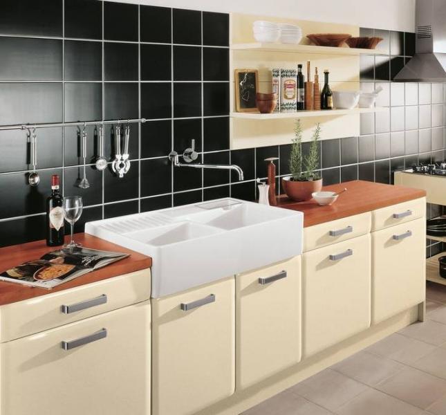 V&B 90 Evier Tradition dobbelt køkkenvask i porcelæn - Ceramic+ V&B 90 Evier Tradition dobbelt køkkenvask i porcelæn - Ceramic+