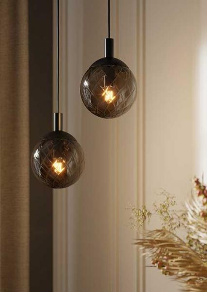 Cassøe Luna pendel m/mørktonet glas - Mat sort