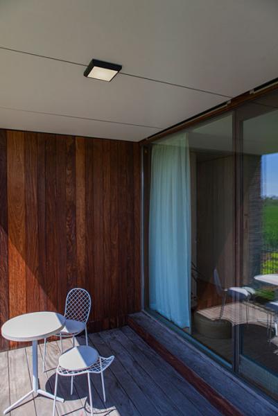 Lutec Architectural Helena udendørslampe til loft og væg - 22 x 22 cm