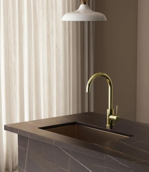 Lavabo Kubus 140 RS Round køkkenarmatur - Messing PVD Lavabo Kubus 140 RS Round køkkenarmatur - Messing PVD