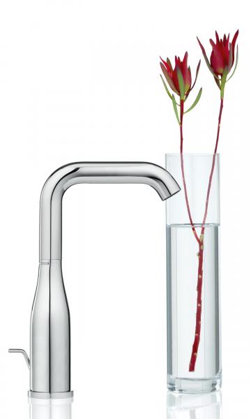 Grohe Essence New L håndvaskarmatur m/bundventil og svingtud - Poleret cool sunrise Grohe Essence New L håndvaskarmatur m/bundventil og svingtud - Poleret cool sunrise