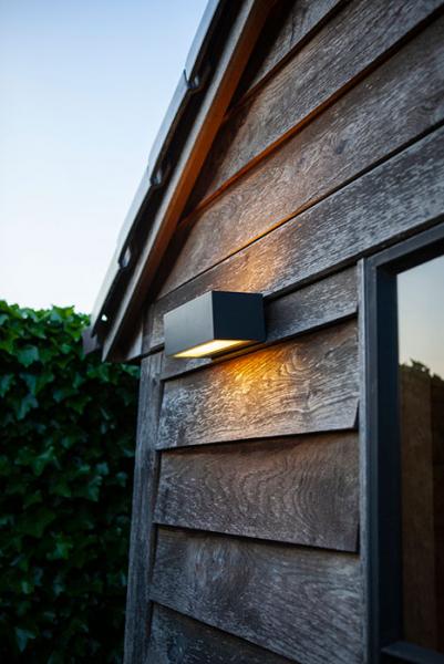 Lutec Connected Gemini udendørslampe til væg 22 x 8,5 Lutec Connected Gemini udendørslampe til væg 22 x 8,5